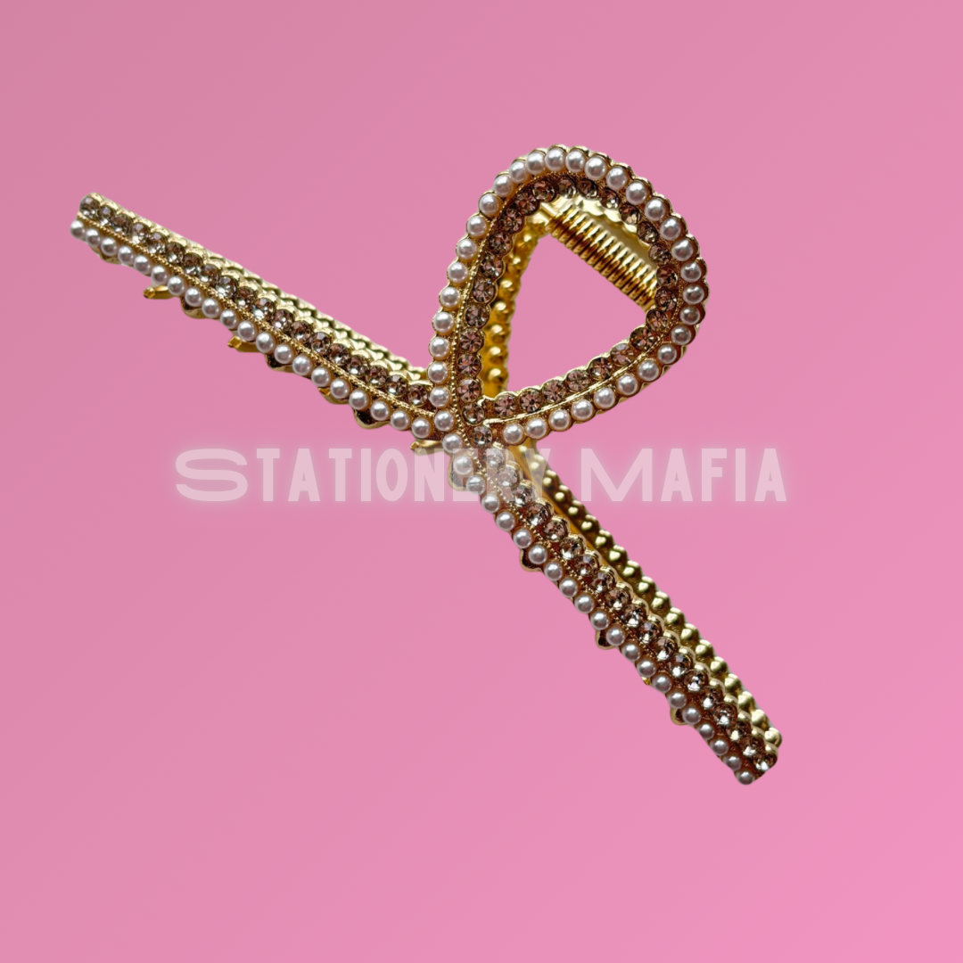 Pearl Grace Bow Claw Clip